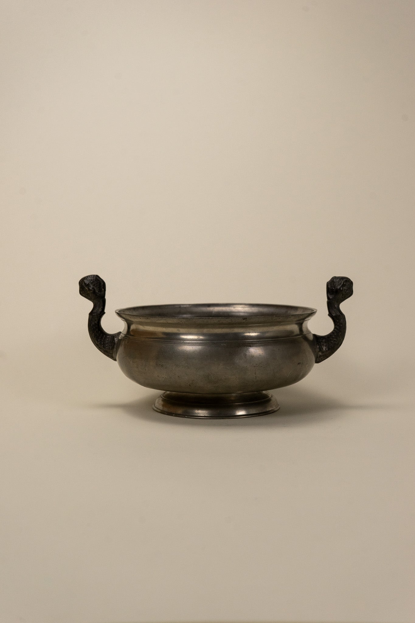 19TH CENTURY PEWTER BOWL
