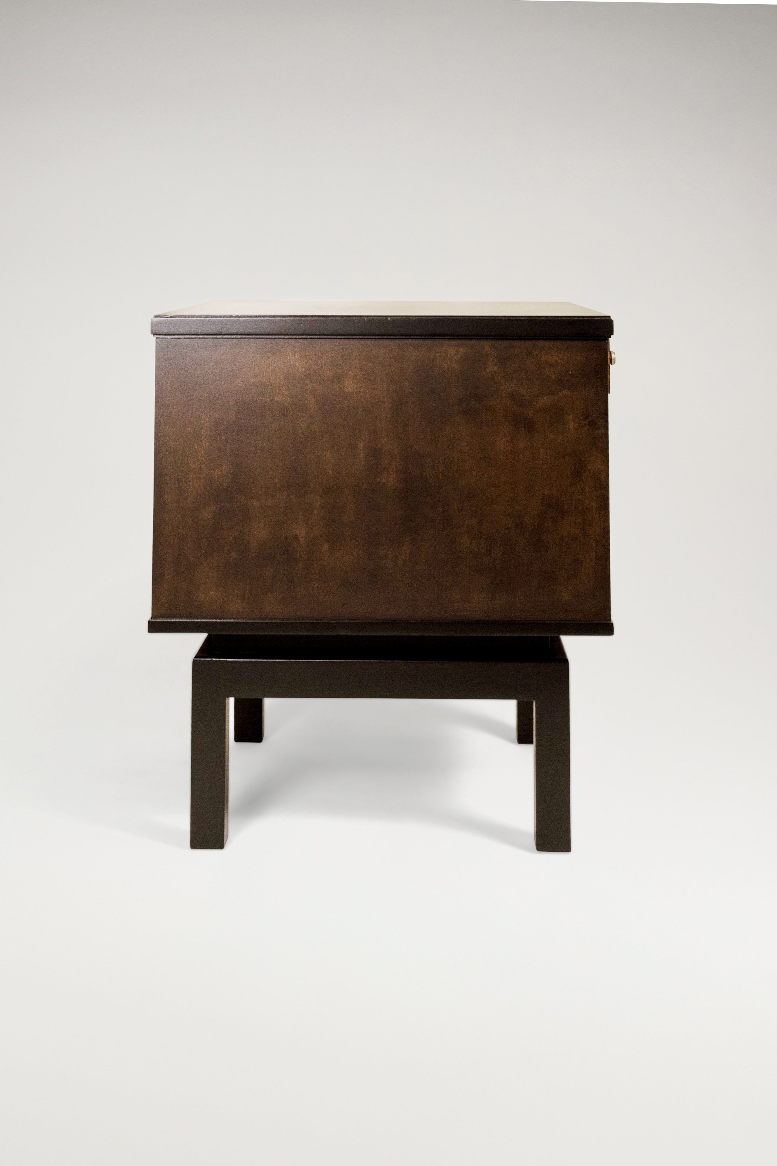 Smoking Table 03