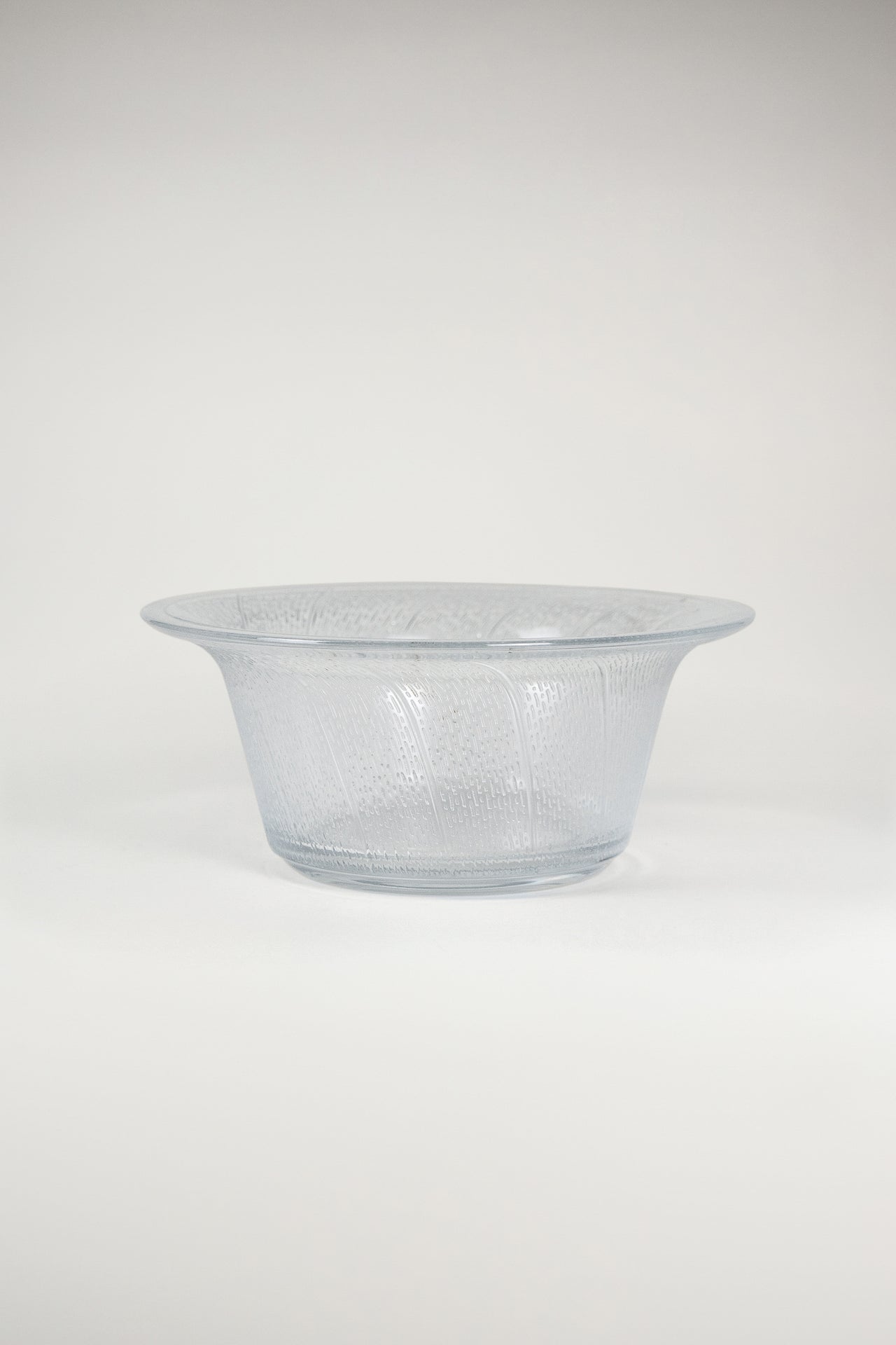 Nuutajärvi Glass Bowl
