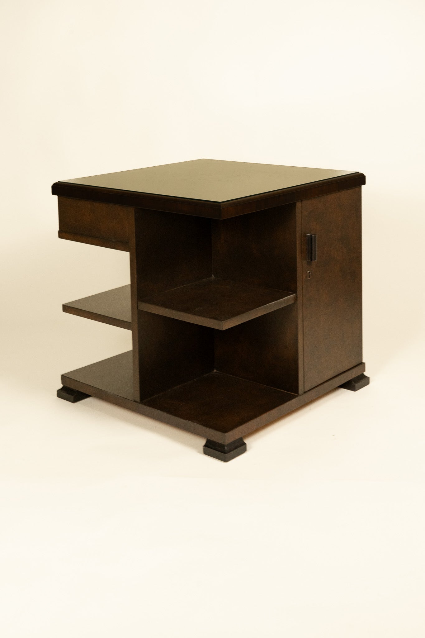 Smoking Table 01