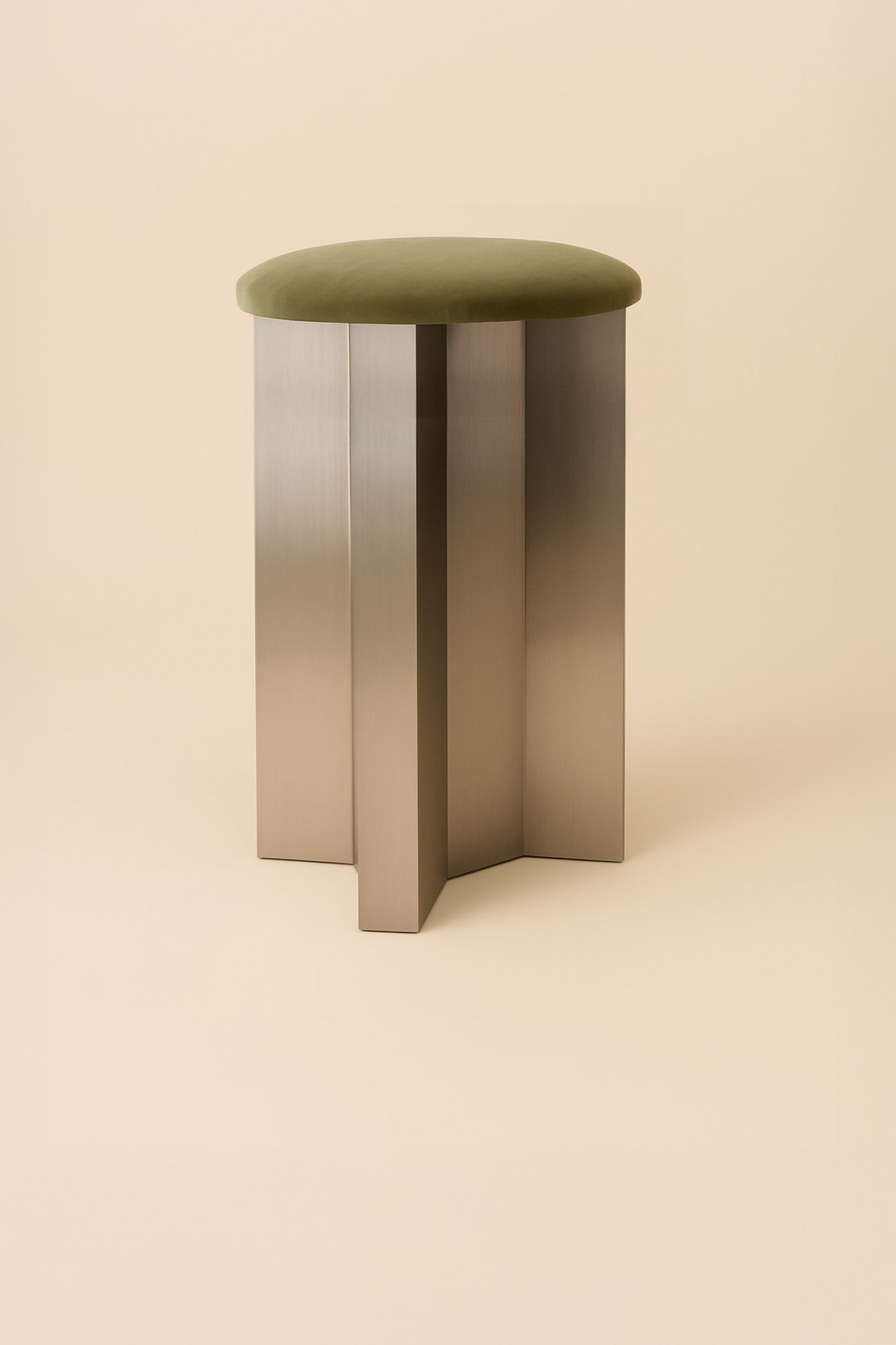 TTMM Pillar Counter Stools